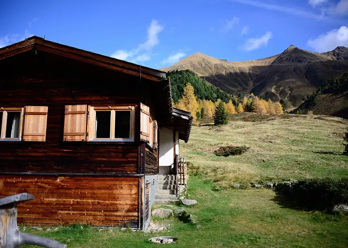 Chalet Zauberberg In Voller Pracht Sertig Döfli